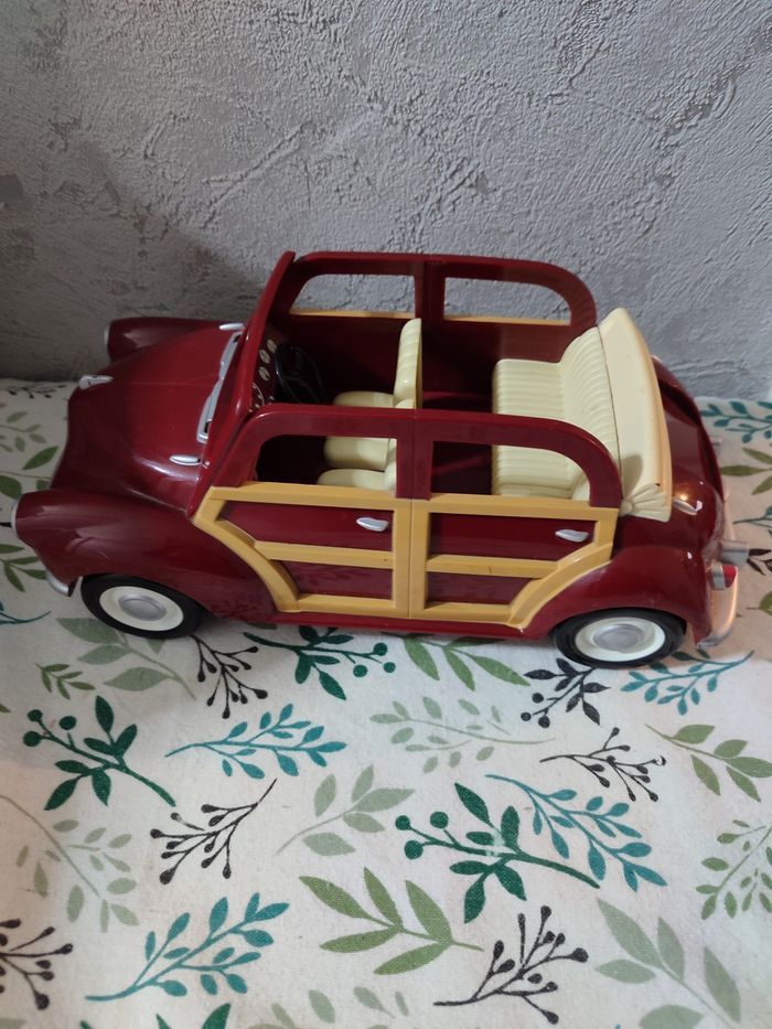 Voiture familiale sylvanians vintage