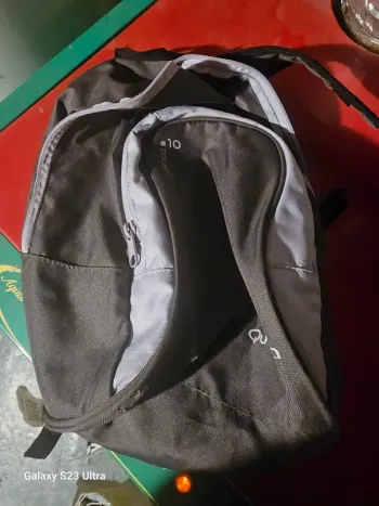 Petit sac qu'es queshua gris