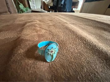 Bague vintage bleue émaillée