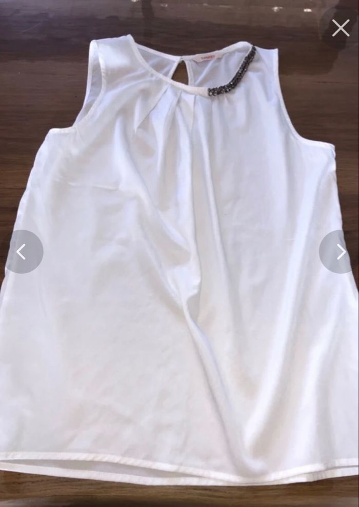 Blouse sans manches Camaïeu taille M (étiquette coupée)en tbe à 5 euros