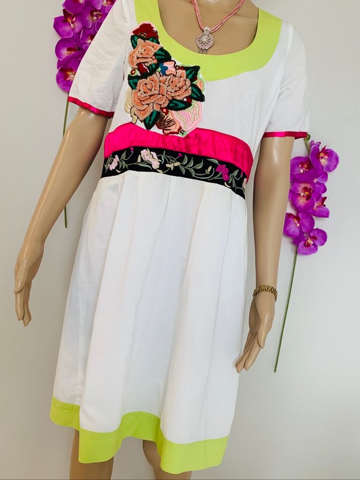 Robe Etincelle couture taille 4 (42)