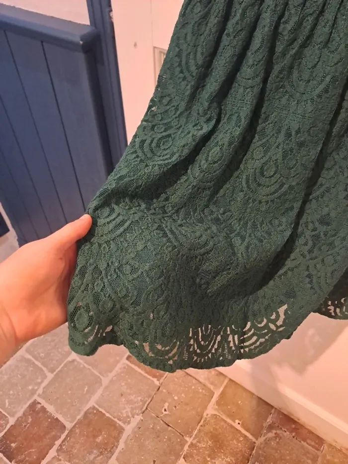 Robe verte H&M dentelle 38 - photo numéro 4