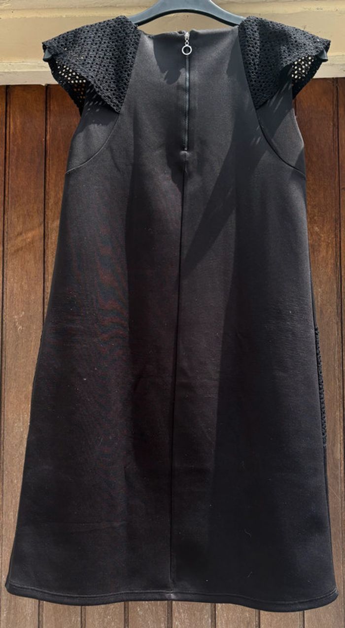 🌟 Robe noire élégante avec détails en dentelle 🌟 - photo numéro 4