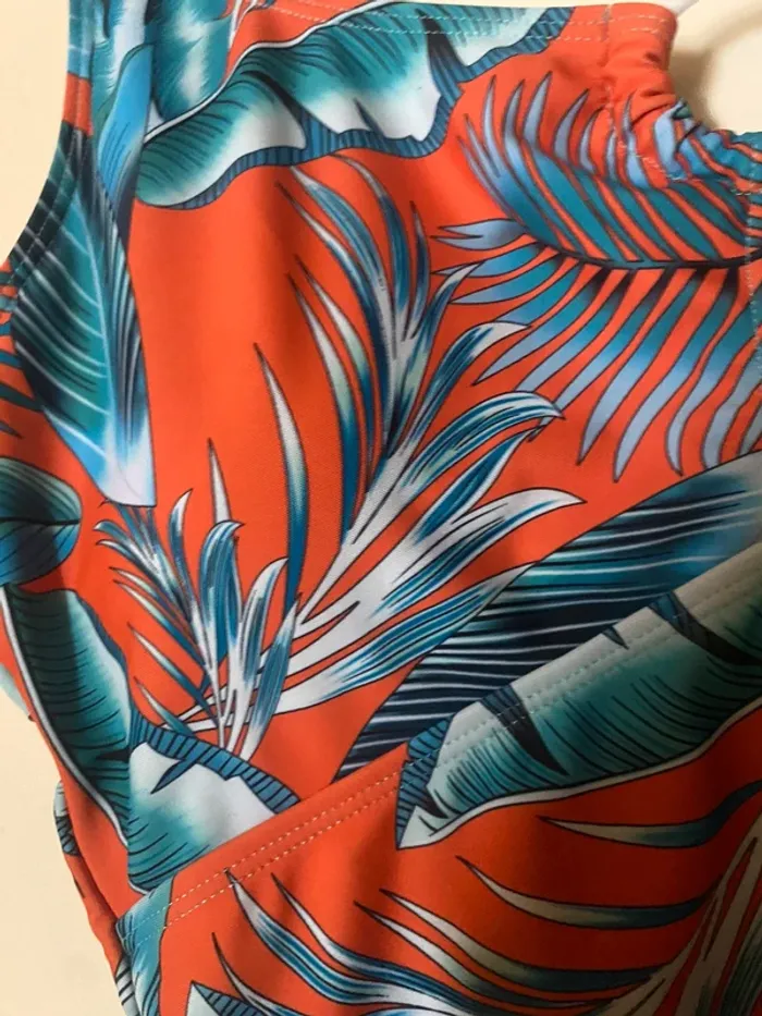 Maillot de bain une pièce - photo numéro 3