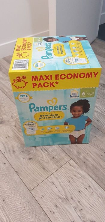 Couches Pampers premium protection T6