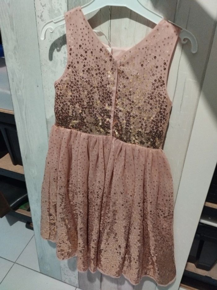 Robe à sequins - photo numéro 4