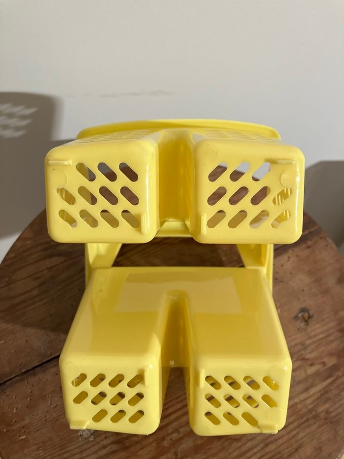 Égouttoir à couverts en plastique jaune - photo numéro 3