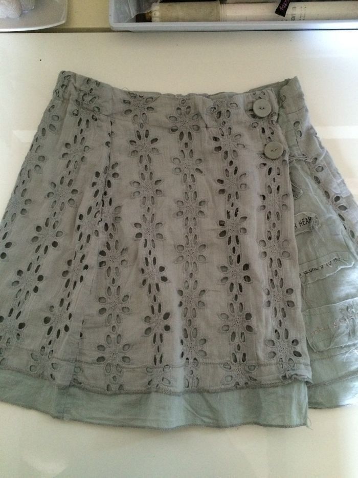 Jupe ikks 8ans - photo numéro 2