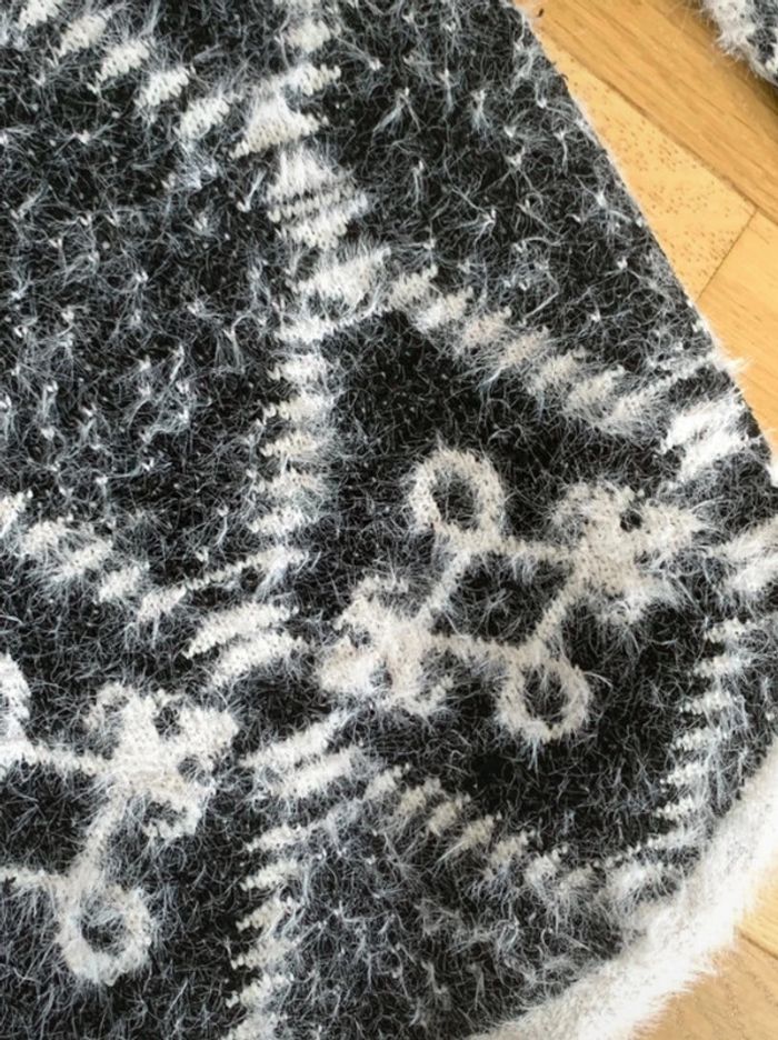 Pull fluffy P&R taille 36 - photo numéro 4