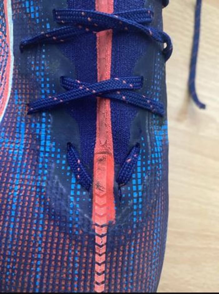 Paire de crampons - photo numéro 7