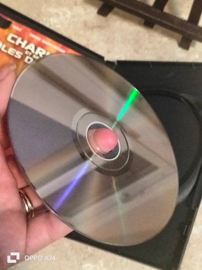 DVD 🧡 Charlie et ses drôles de dames - photo numéro 5