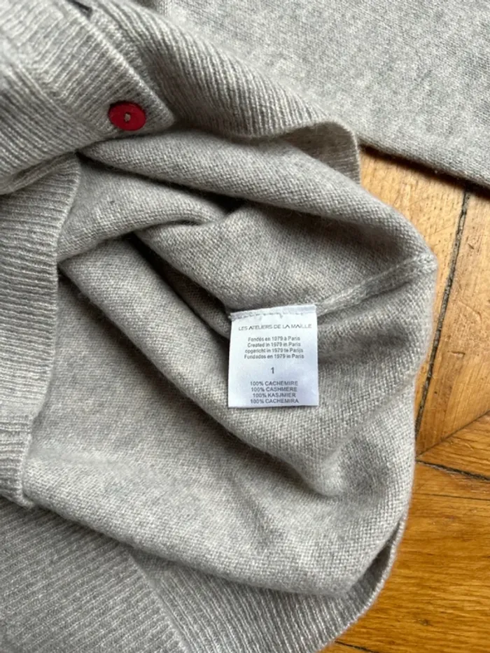 Magnifique gilet 100% cachemire taille 8/10 ans - photo numéro 5