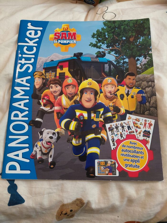 Livre Sam le Pompier stickers