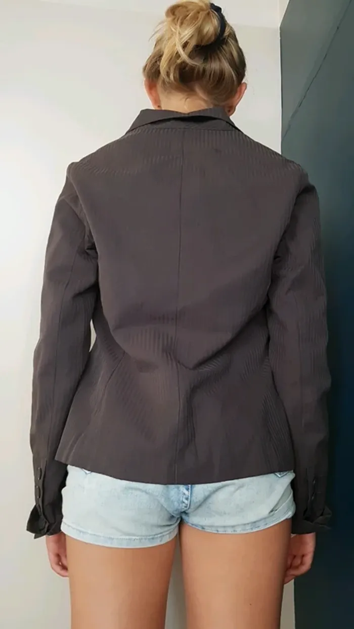 Veste tailleur - photo numéro 2