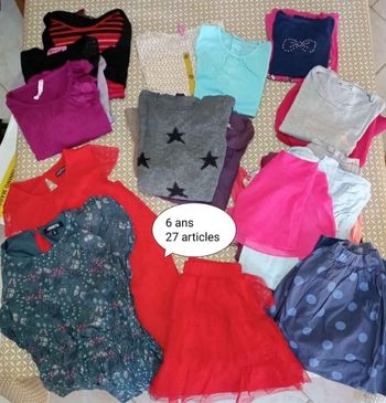 Lot vêtements 27 articles fille 6ans