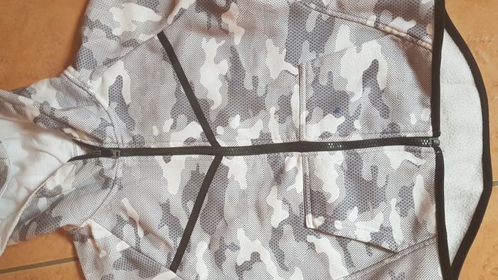 Veste polaire à capuche garçon 7-8 ans gris et blanc - photo numéro 2