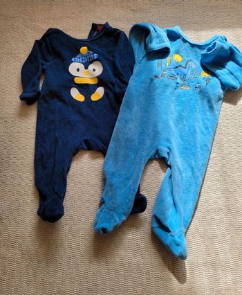 Lot pyjamas 6 mois