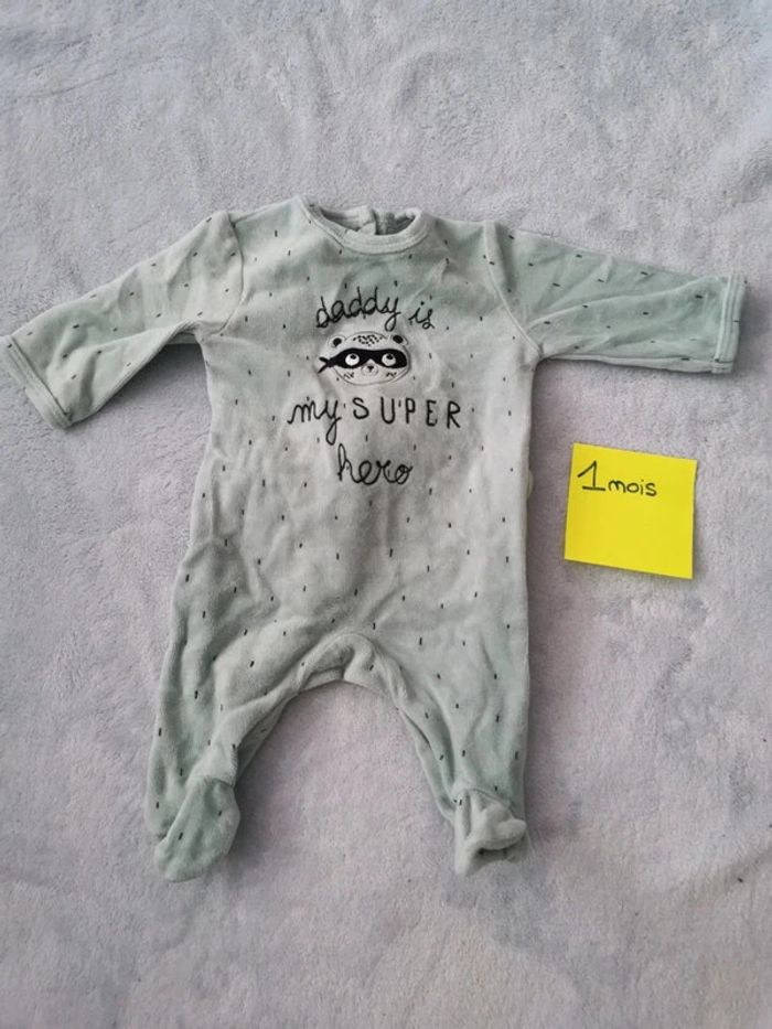 Lot de 5 pyjamas - Kiabi - Taille 1 mois - photo numéro 3