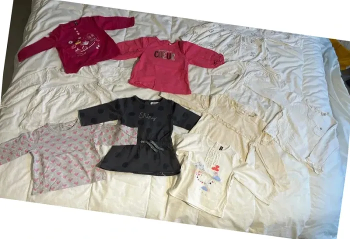 Lot de vêtements bébé fille 9 mois - photo numéro 3