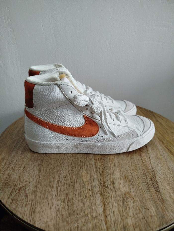 Baskets Nike T  36,5 - photo numéro 6