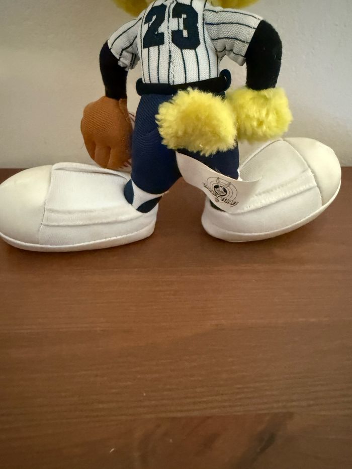 Peluche Titi le canari tenue baseball - photo numéro 9