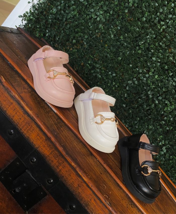 Sandale petite fille.