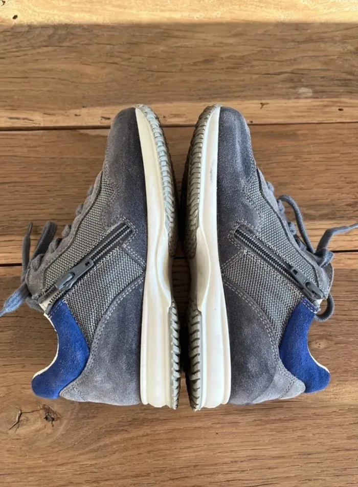 Baskets grises et bleues Hogan - photo numéro 5