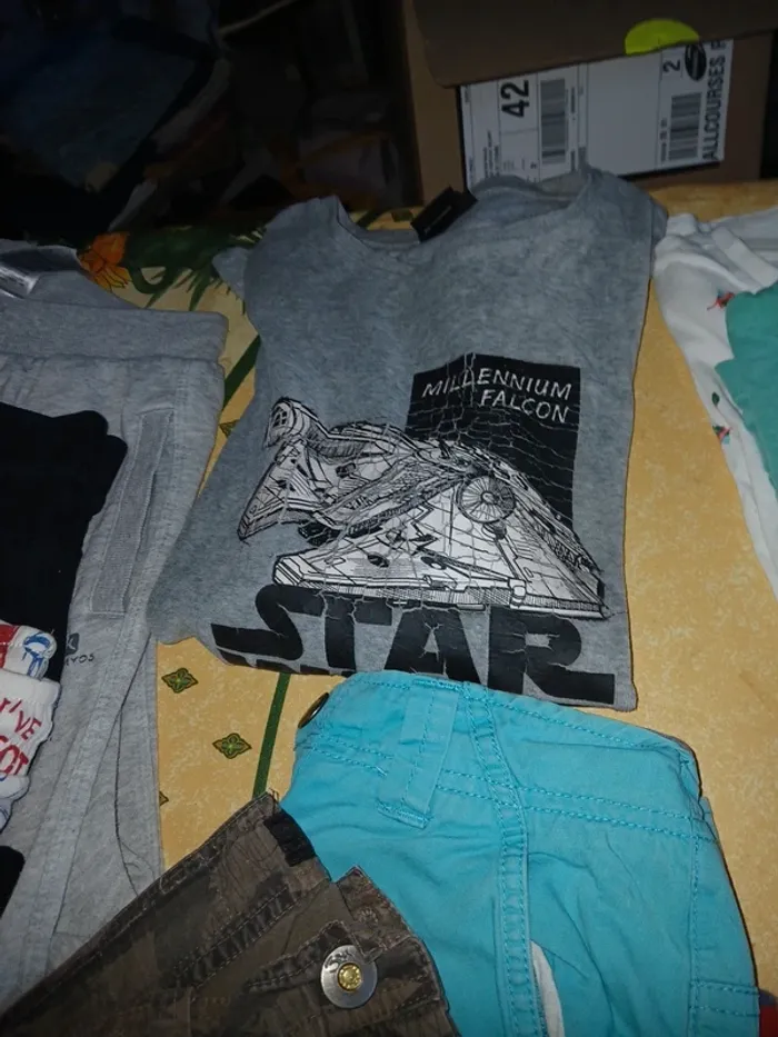 Lot vêtements garcon12 ans - photo numéro 2