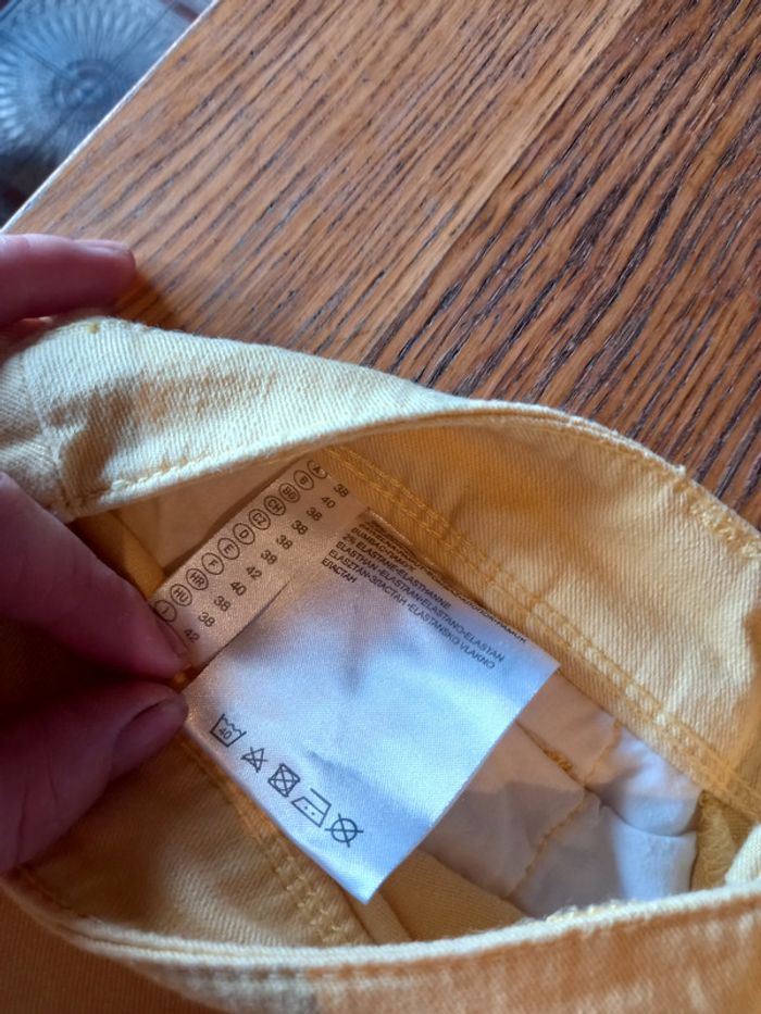 Pantalon jaune paille - photo numéro 5