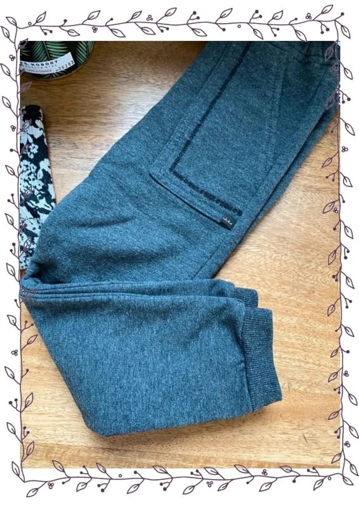 Ensemble IKKs - photo numéro 4