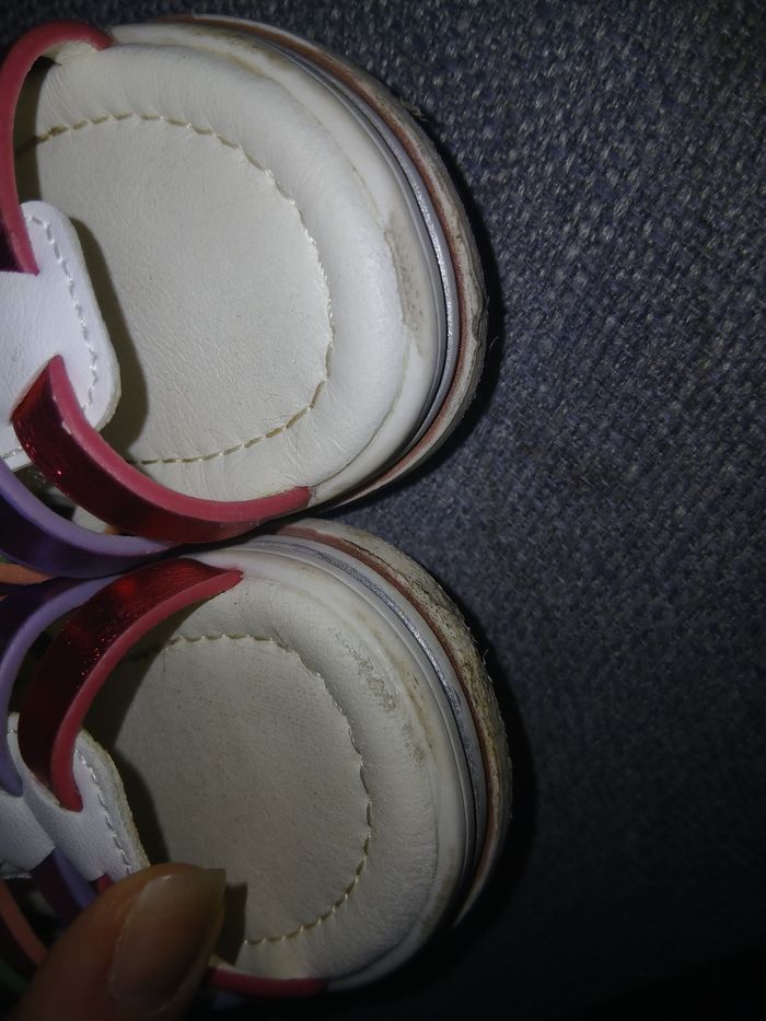 Sandales enfant taille 25 - photo numéro 3