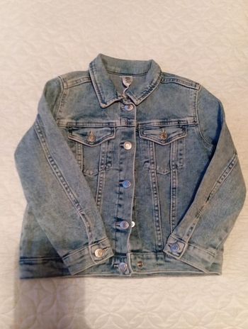 Veste en jean 6-8 ans neuf sans étiquette