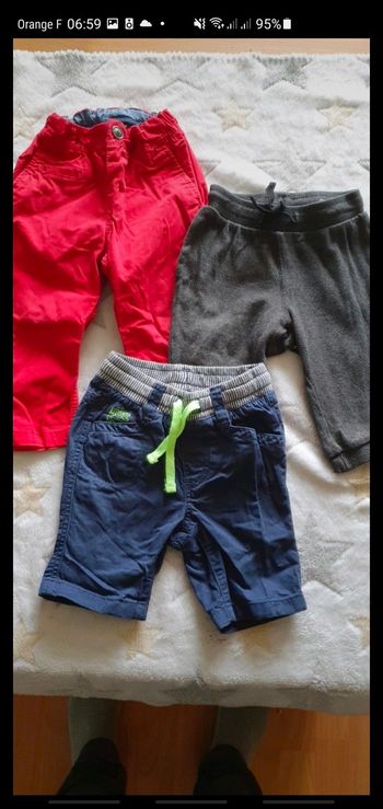 Pantalon H&M bleu rouge et gris