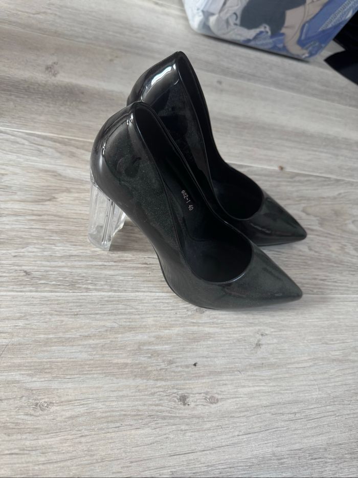 Talons femme - photo numéro 3