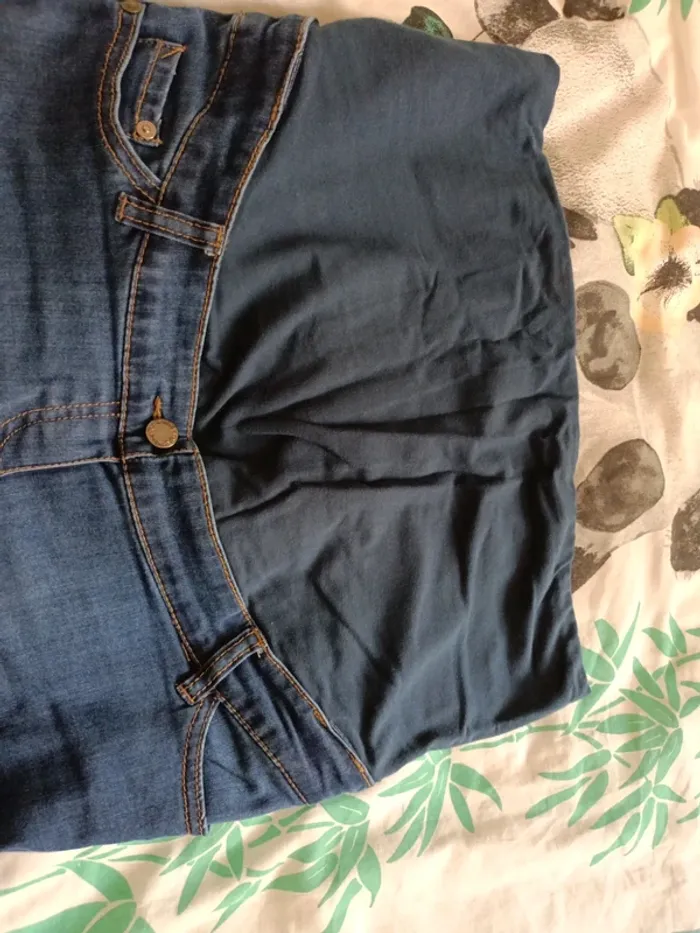 Jean de grossesse 🤰 taille 42 - photo numéro 3
