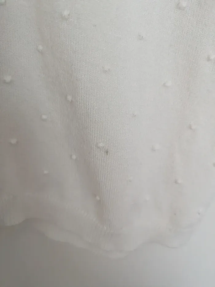 Pull Blanc à Pois (Plumetis) et Dos Boutonné Mango - Taille S (Petites Taches) - photo numéro 5
