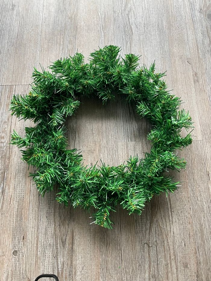 Couronne de noël artificielle à décorer - photo numéro 2
