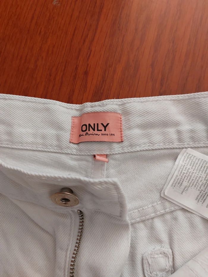 Short jeans blanc Taille EU 27 (36/37 FR) - photo numéro 3