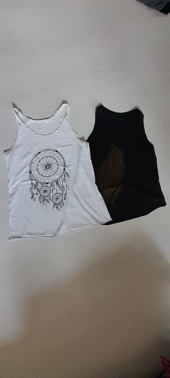 2 débardeurs taille M