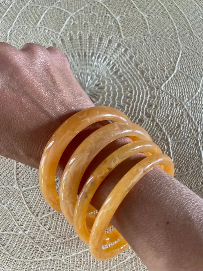 Lot 4 bracelets acrylique orangés - photo numéro 2