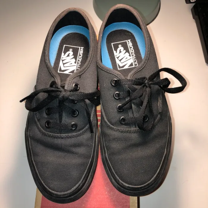 Vans noires en 36,5 - photo numéro 2