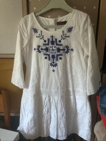 Robe catimini, huit ans