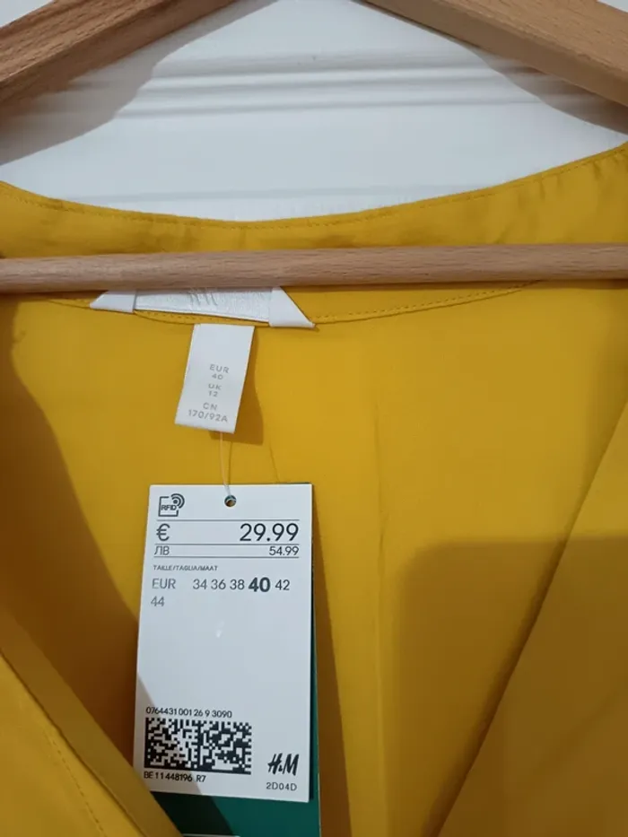 Robe h&M neuve - photo numéro 2