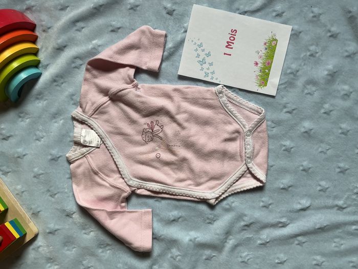 body manches longues rose ouverture devant 1 mois - photo numéro 2