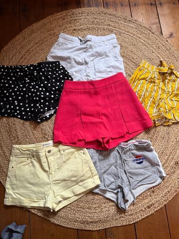 Lots de 6 shorts/ Jupe short 