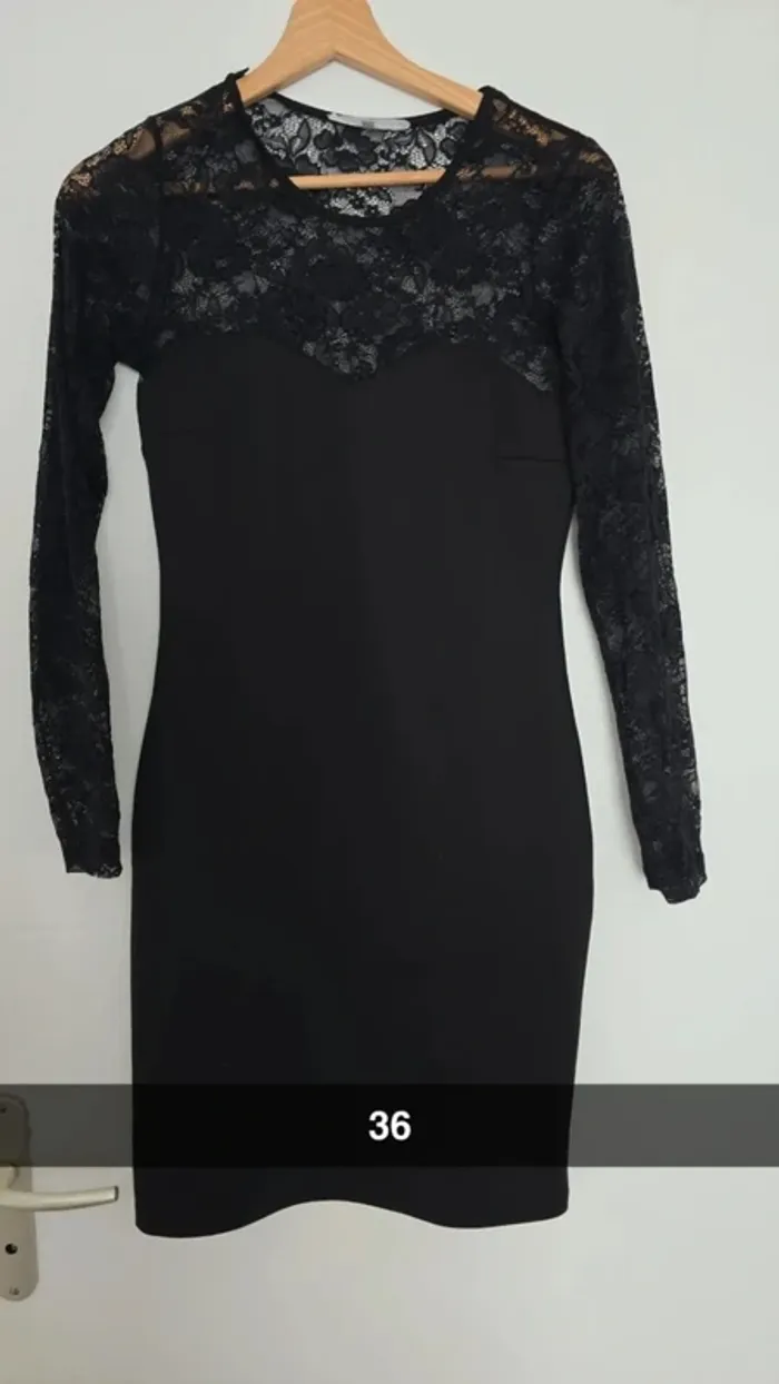Robe noir