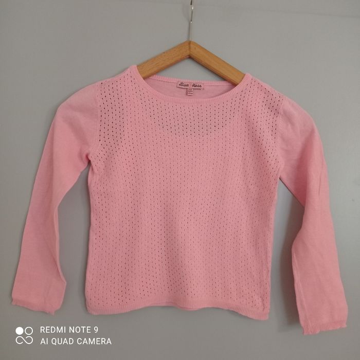 Pull rose 8ans