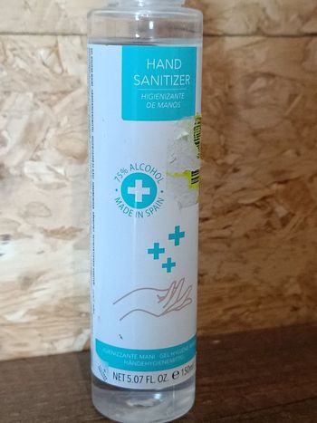 Gel désinfectant pour les mains