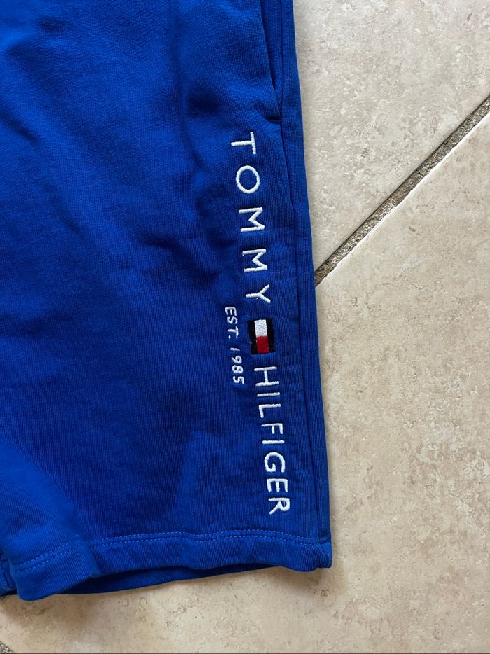 Short Tommy Hilfiger 12 ans - photo numéro 2