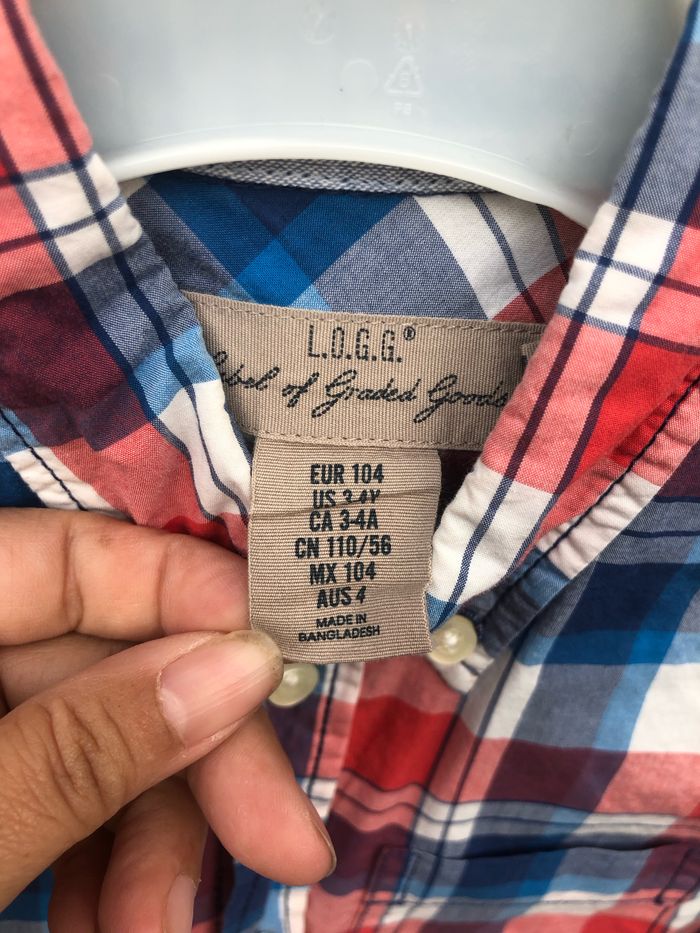 Chemise et short taille 4 ans - photo numéro 4
